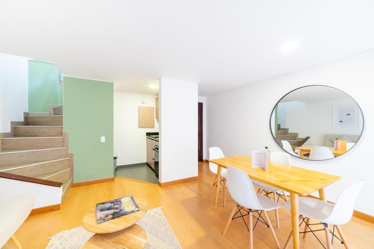 Comfortable Duplex in Parque 93 Bogotá Extérieur photo